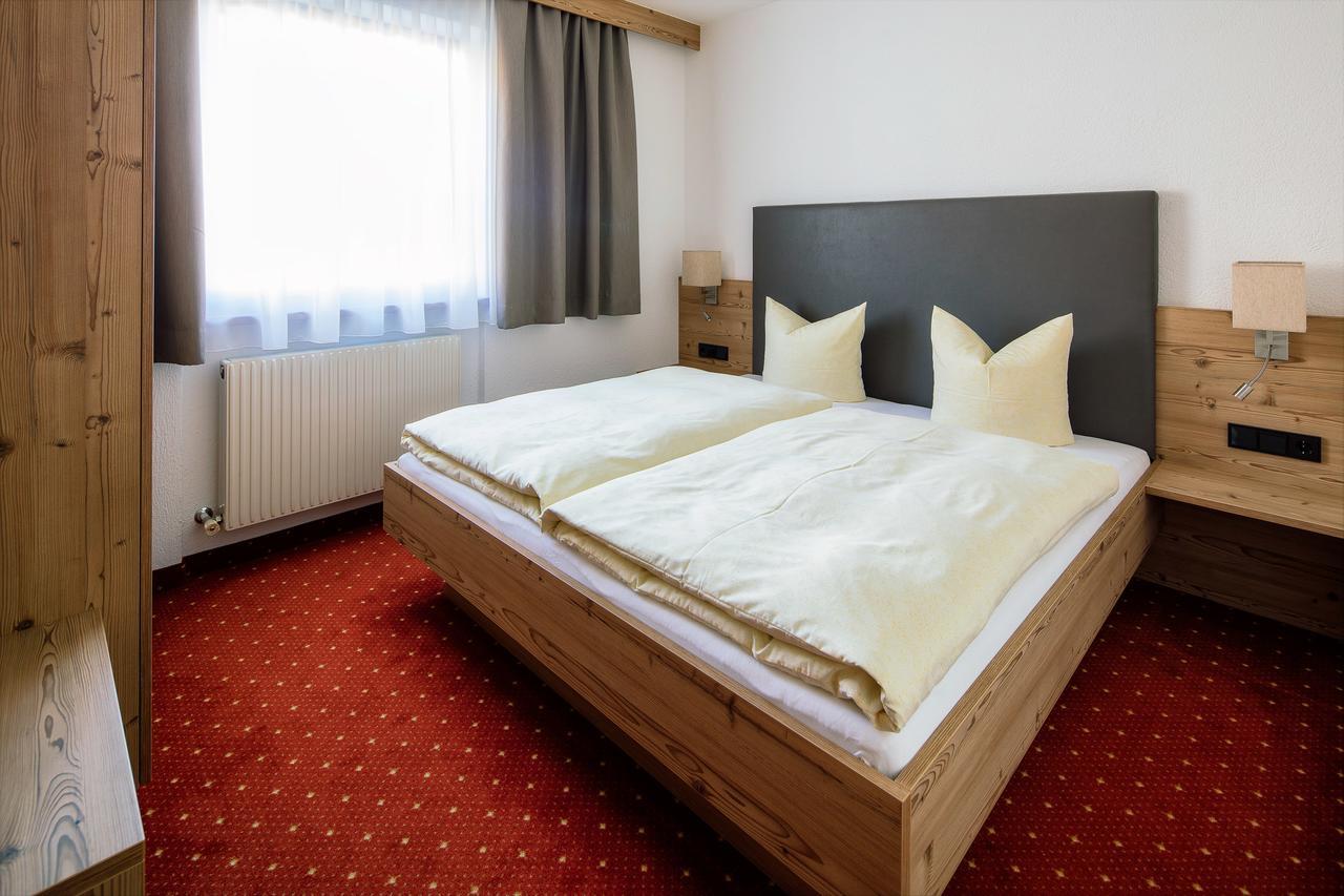 Апартаменты Haus Kaschutnig Фис Экстерьер фото