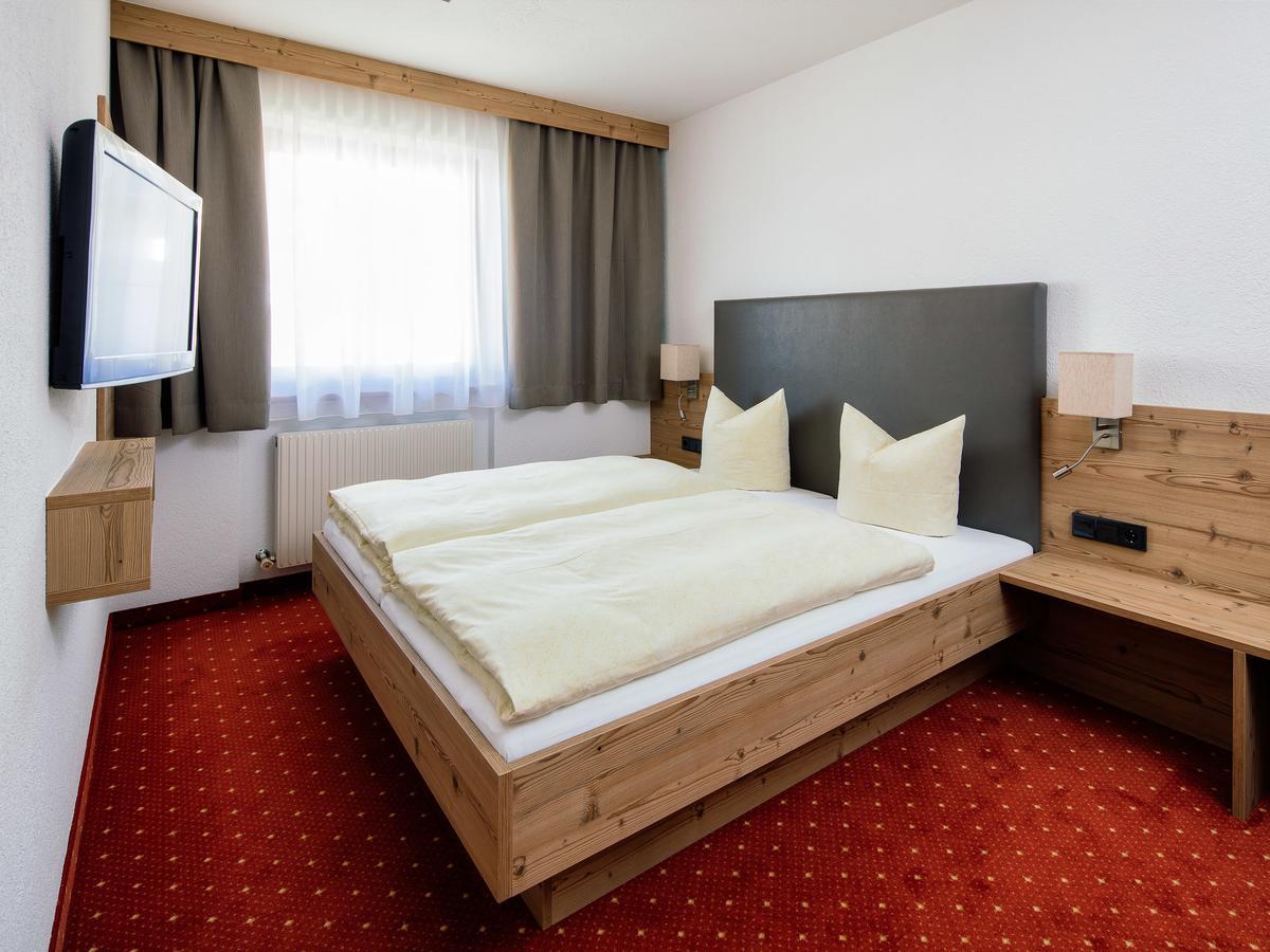 Апартаменты Haus Kaschutnig Фис Экстерьер фото