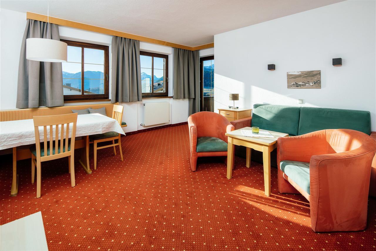 Апартаменты Haus Kaschutnig Фис Экстерьер фото
